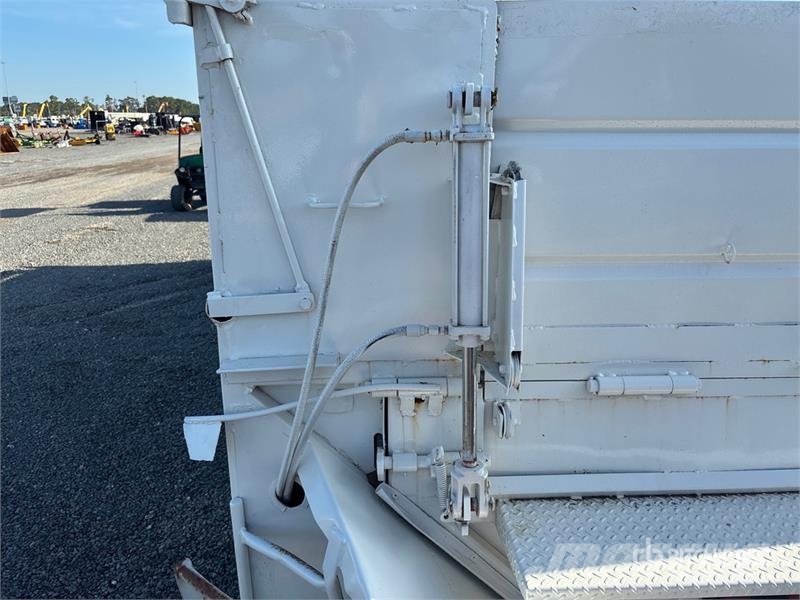 Hydraulic Live Bottom Bed Transportes - Outros