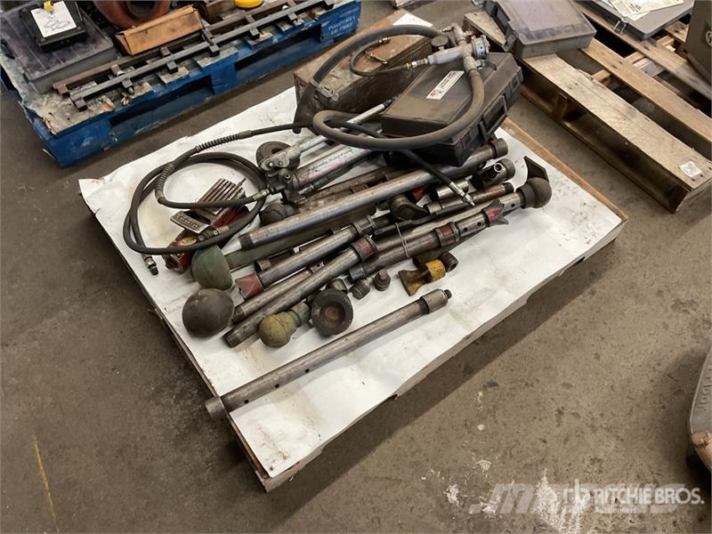 Hydraulic Pump w/Misc. Parts Other components