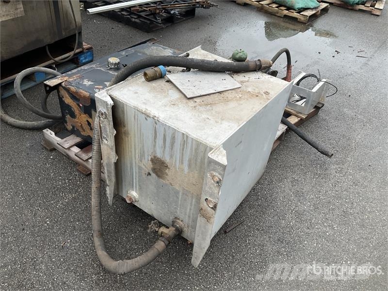  Hydraulic Tanks, PTO and Pump Коммерческий транспорт - Другие