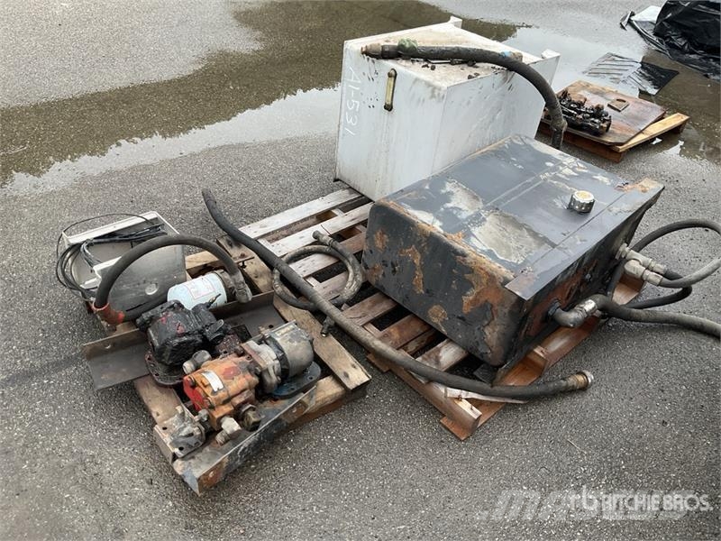  Hydraulic Tanks, PTO and Pump Коммерческий транспорт - Другие