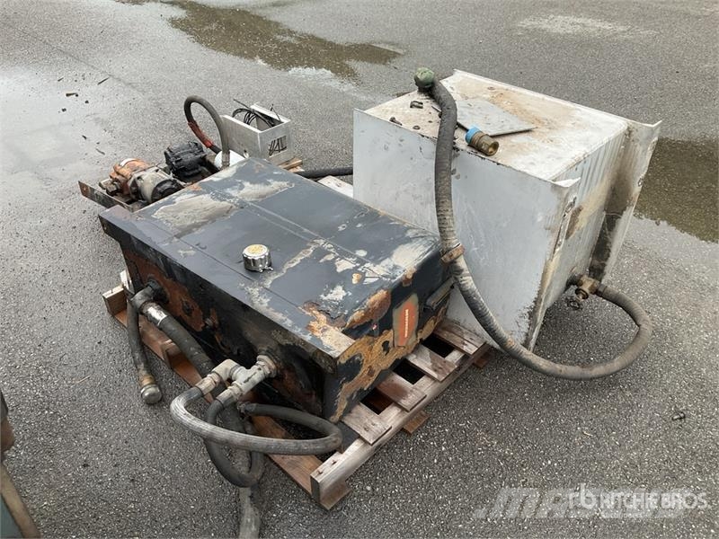  Hydraulic Tanks, PTO and Pump Коммерческий транспорт - Другие