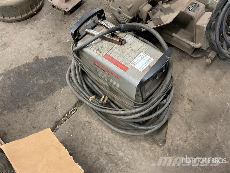  Hypertham Prowermax 65 Electric Welder Poste à souder