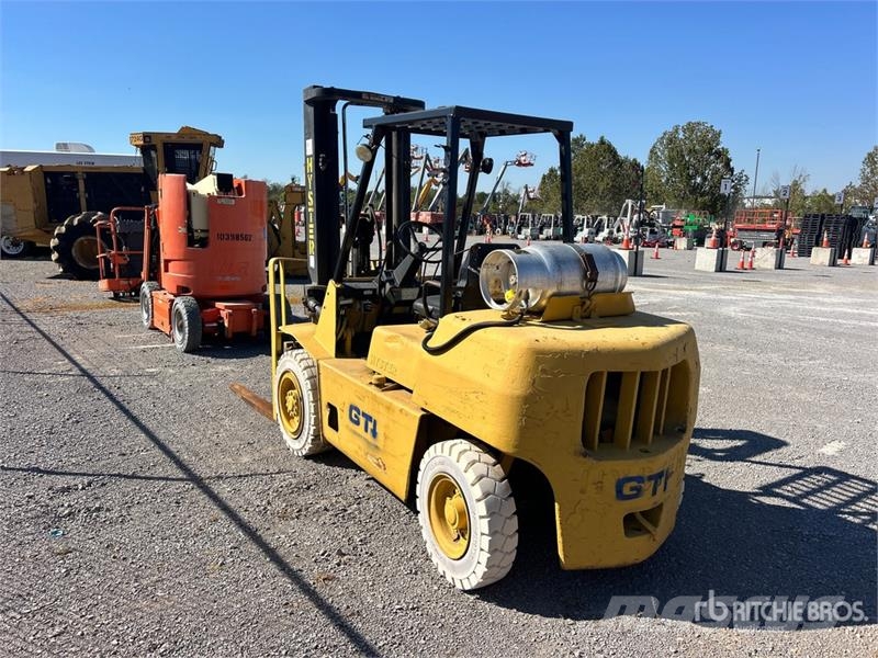 Hyster 8750 lb Forklift フォークリフト - その他