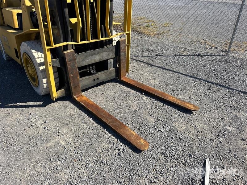 Hyster 8750 lb Pneumatic Tire Forklift 其他叉车
