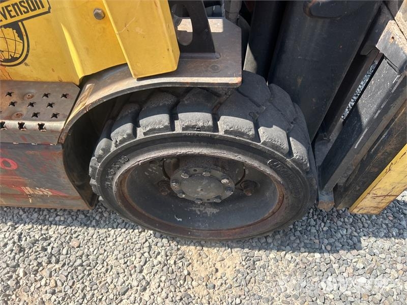 Hyster E60XN 5600 lb Pneumatic Tire Forklift Kahveltõstukid - muud