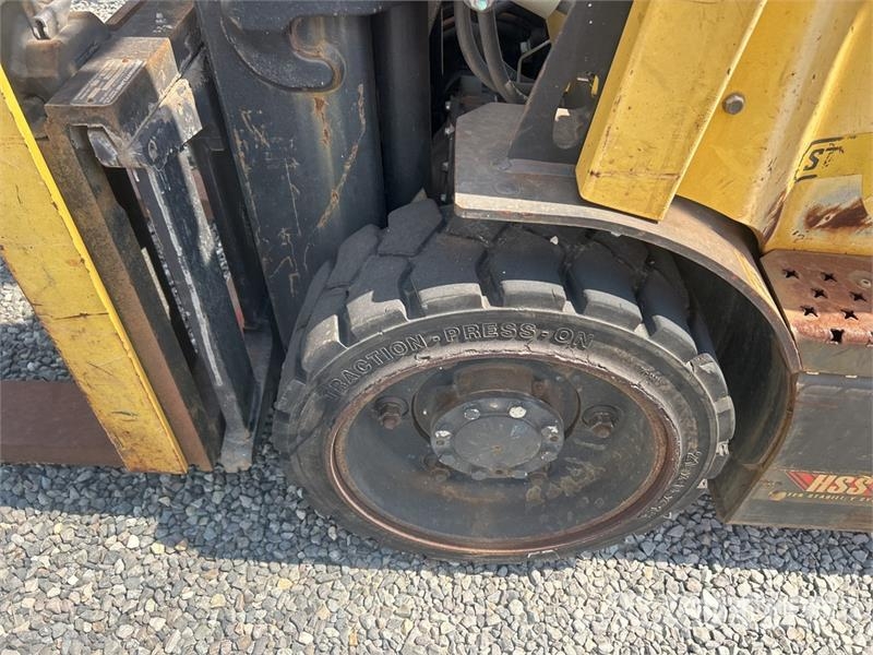 Hyster E60XN 5600 lb Pneumatic Tire Forklift Kahveltõstukid - muud
