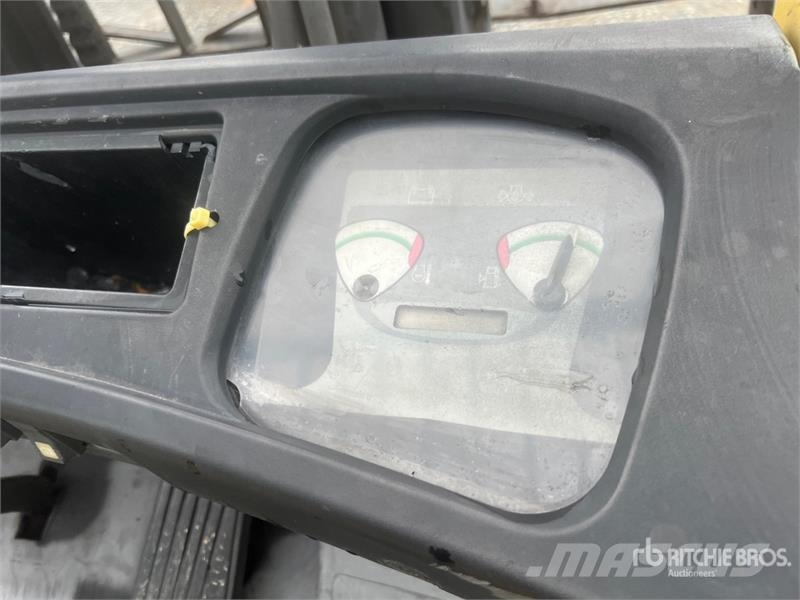 Hyster H100XM 9500 lb Cushion Tire Forklift Andere Gabelstapler
