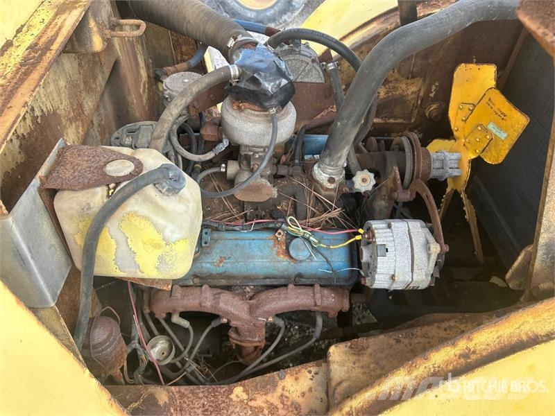 Hyster H200HS Pneumatic Tire Forklift (Inoperable) 그 외 지게차