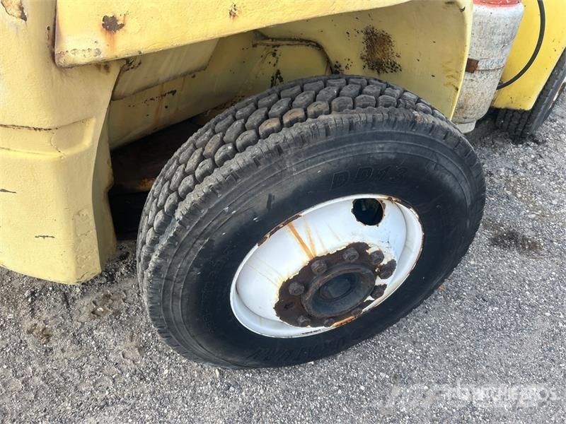 Hyster H200HS Pneumatic Tire Forklift (Inoperable) 그 외 지게차