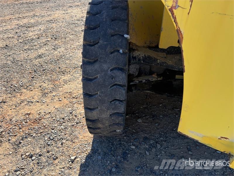 Hyster H300HD2 28000 lb Pneumatic Tire Forklift 堆高機(叉車)-其他