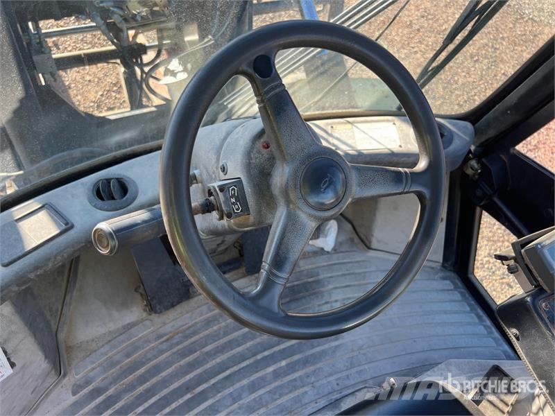 Hyster H300HD2 28000 lb Pneumatic Tire Forklift 堆高機(叉車)-其他