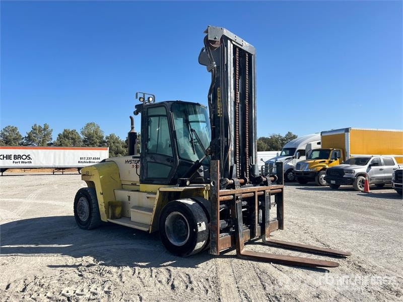 Hyster H300HD2 29000 lb Pneumatic Tire Forklift Muut haarukkatrukit