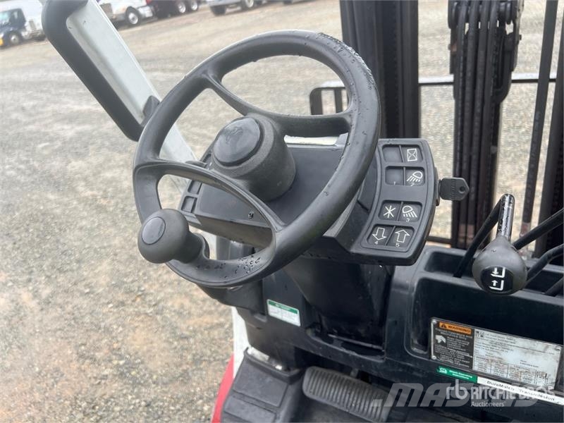 Hyster H60FT 5700 lb Cushion Tire Forklift Andere Gabelstapler