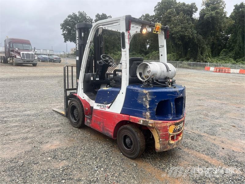 Hyster H60FT 5700 lb Cushion Tire Forklift Andere Gabelstapler
