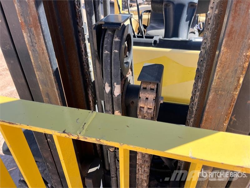 Hyster H90FT 8550 lb Pneumatic Tire Forklift Šakiniai krautuvai - Kita