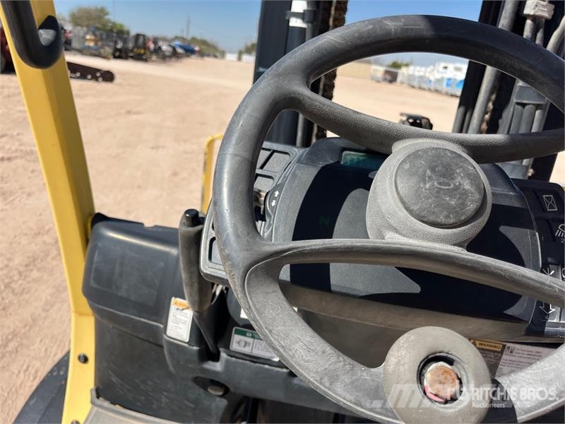 Hyster H90FT 8550 lb Pneumatic Tire Forklift Šakiniai krautuvai - Kita