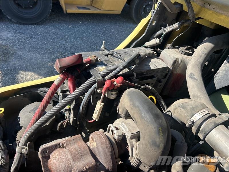 Hyster H90FT 8650 lb Pneumatic Tire Forklift フォークリフト - その他