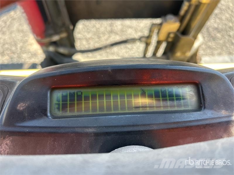 Hyster H90FT 8650 lb Pneumatic Tire Forklift フォークリフト - その他