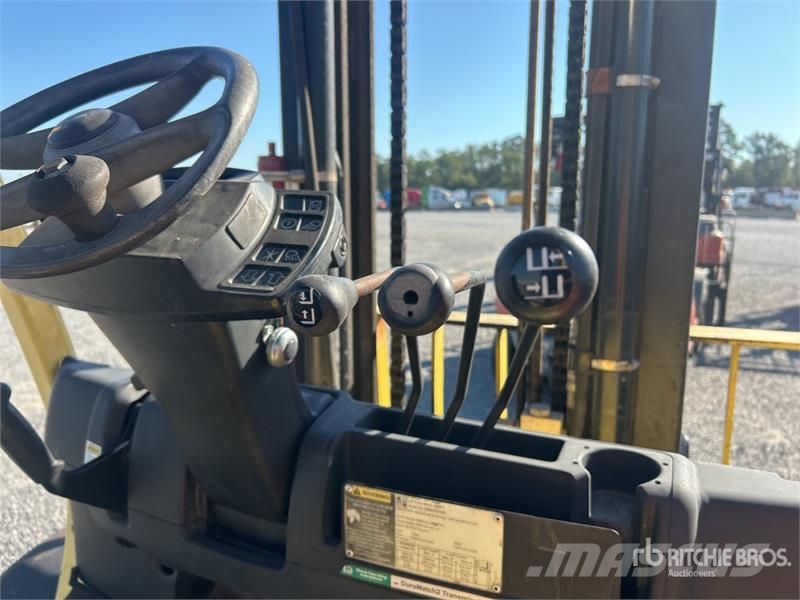 Hyster H90FT 8650 lb Pneumatic Tire Forklift フォークリフト - その他