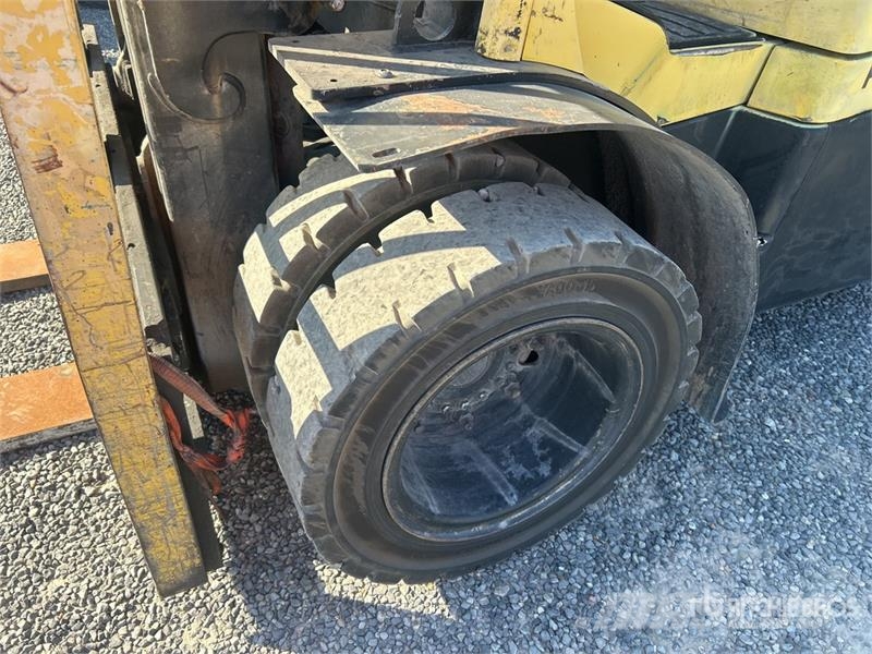 Hyster H90FT 8650 lb Pneumatic Tire Forklift フォークリフト - その他