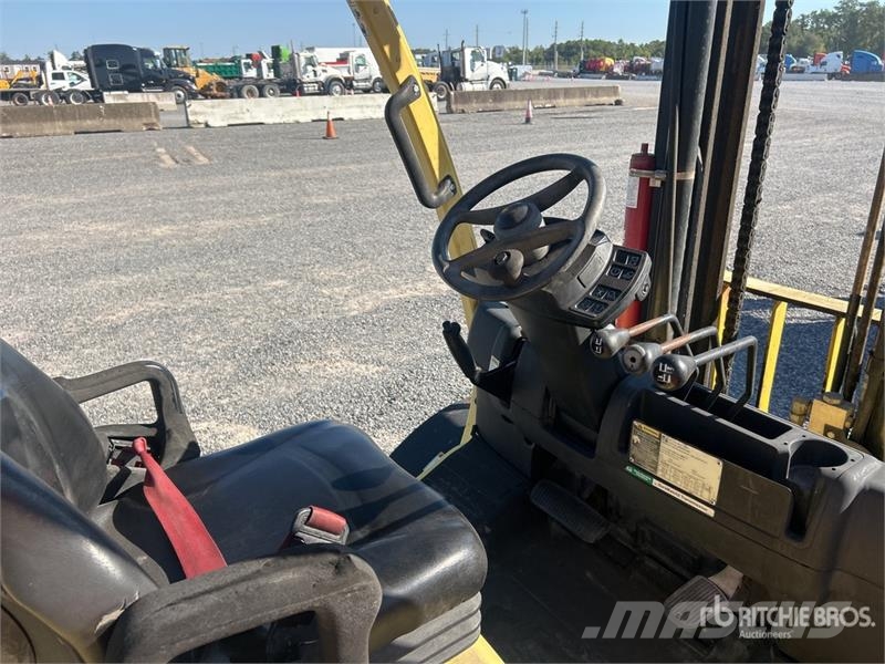 Hyster H90FT 8650 lb Pneumatic Tire Forklift フォークリフト - その他