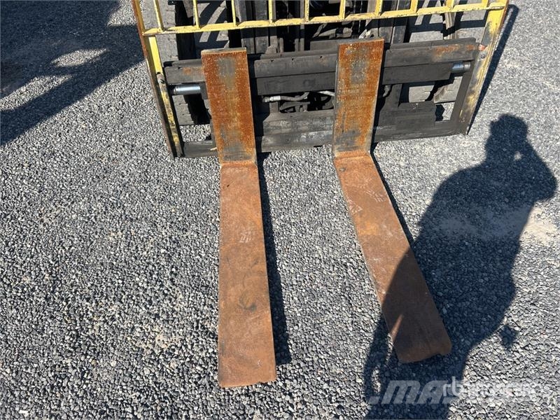 Hyster H90FT 8650 lb Pneumatic Tire Forklift フォークリフト - その他