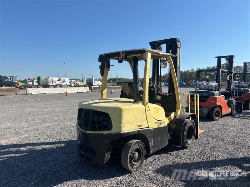 Hyster H90FT 8650 lb Pneumatic Tire Forklift フォークリフト - その他