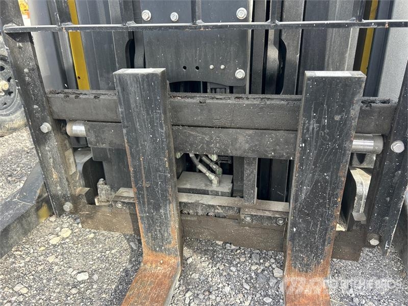 Hyster N40ZRS2-14.5 4000 lb Reach Truck リーチフォークリフト