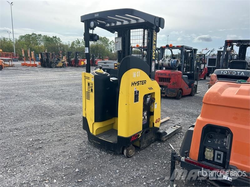Hyster N40ZRS2-14.5 4000 lb Reach Truck リーチフォークリフト