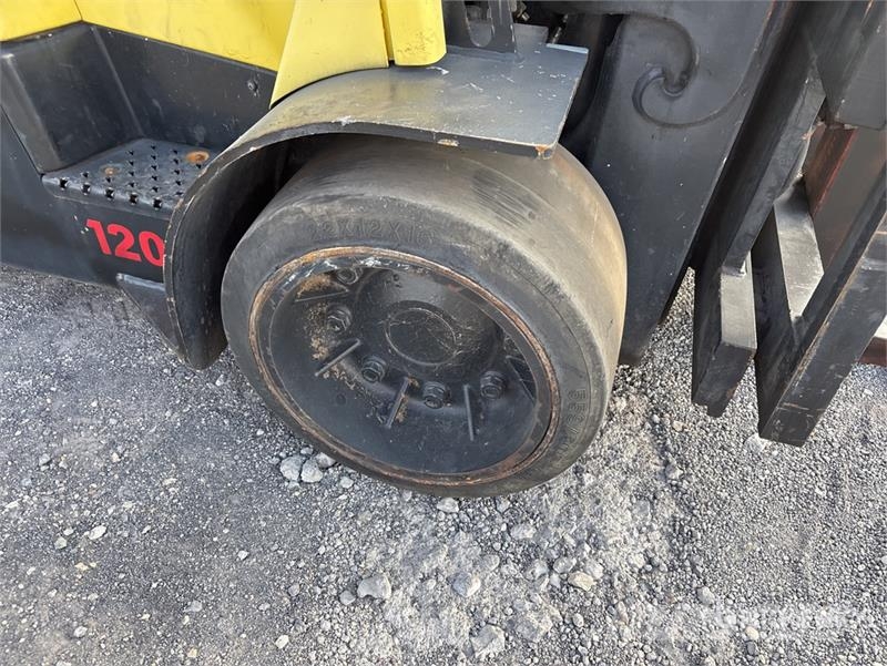 Hyster S120FT-PRS 9200 lb Cushion Tire Forklift Інше