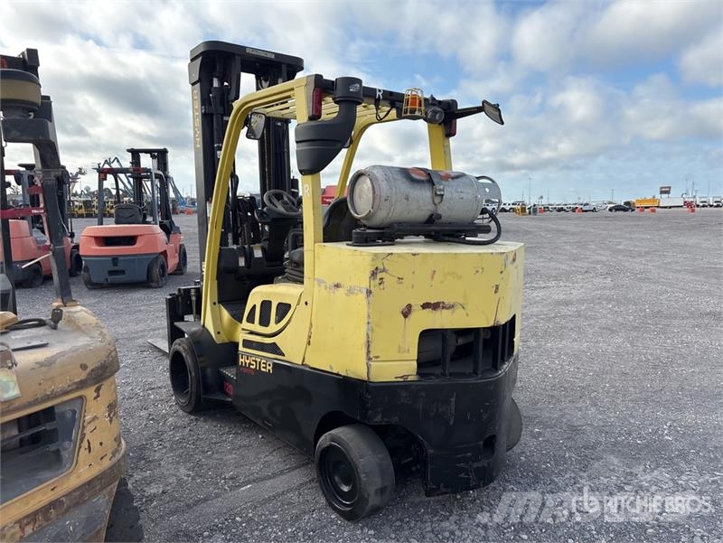 Hyster S120FT-PRS 9200 lb Cushion Tire Forklift Інше