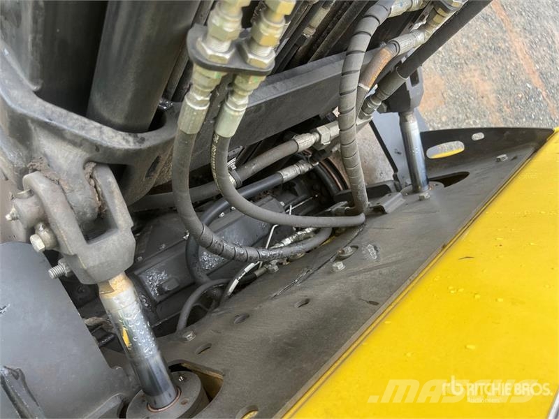 Hyster S60FT 1630 lb Cushion Tire Forklift Інше