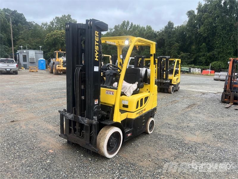 Hyster S60FT 3600 lb Cushion Tire Forklift Andere Gabelstapler