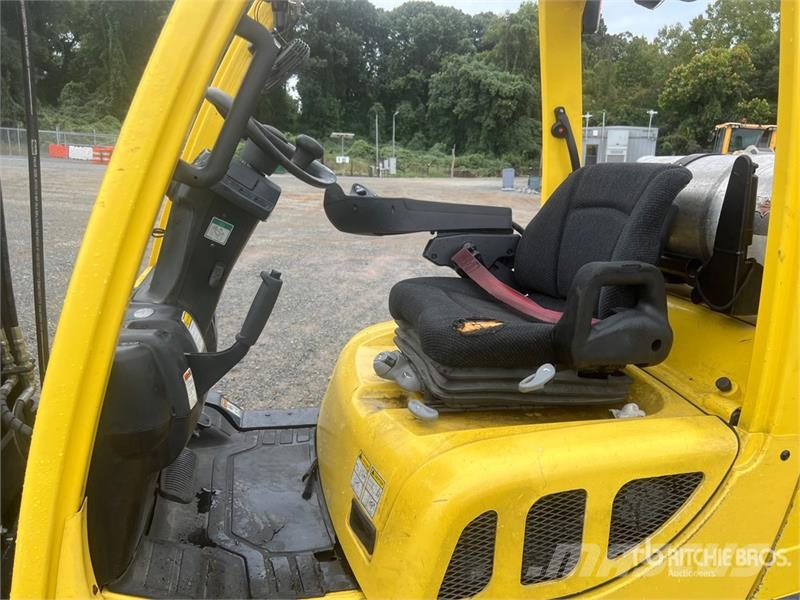 Hyster S60FT 3600 lb Pneumatic Tire Forklift Andere Gabelstapler
