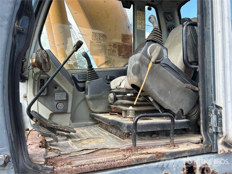 Hyundai 290LC-7A Long Reach Tracked Excavator Rupsgraafmachines