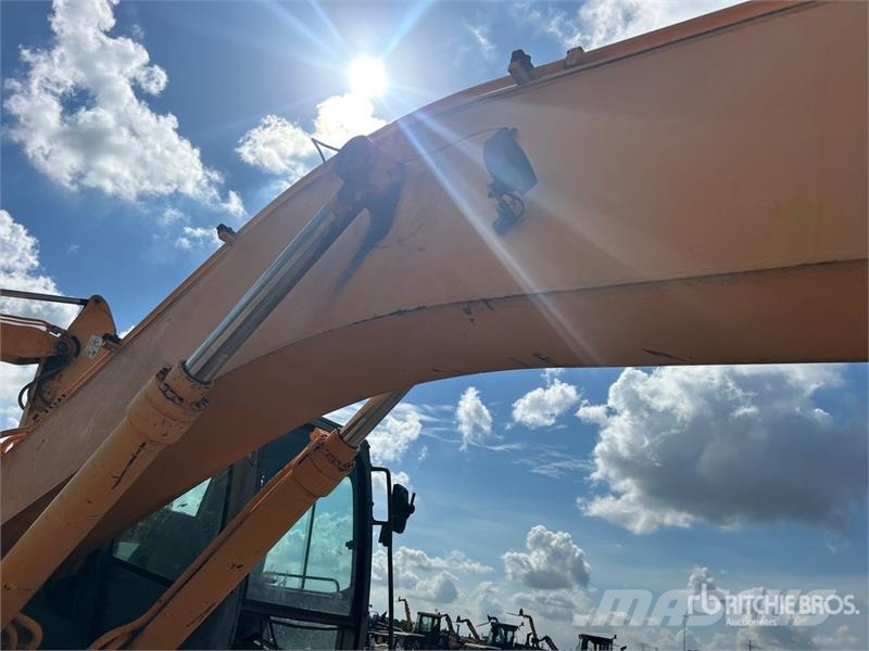 Hyundai 290LC Long Reach Tracked Excavator Escavatori cingolati