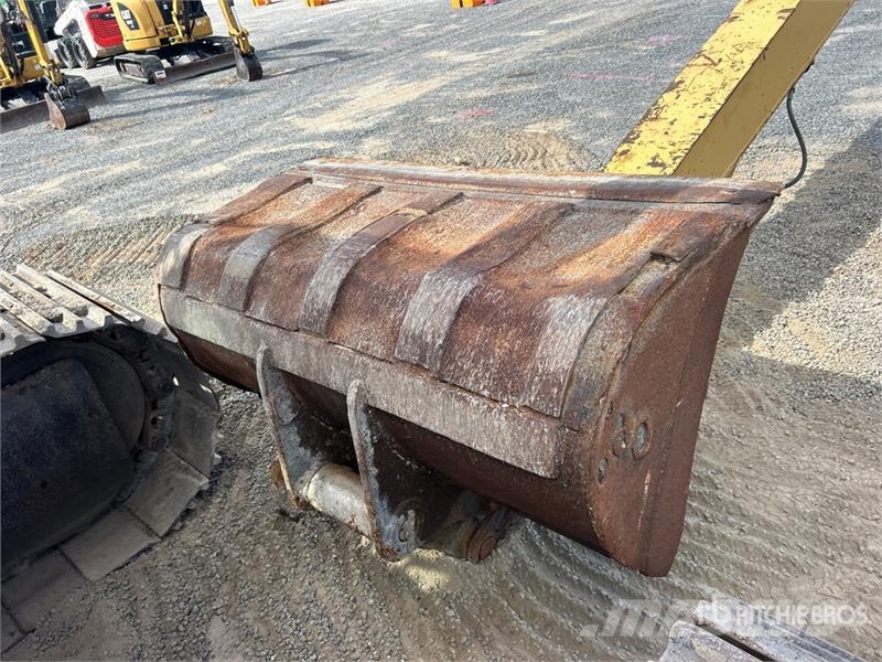 Hyundai 290LC Long Reach Tracked Excavator Escavatori cingolati