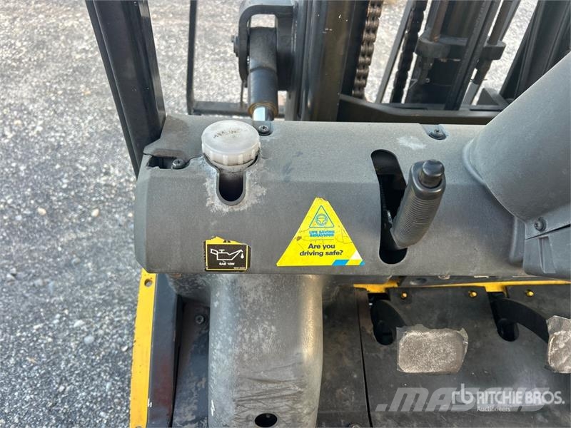 Hyundai 40L-7A 8030 lb Pneumatic Tire Forklift Autres Chariots élévateurs