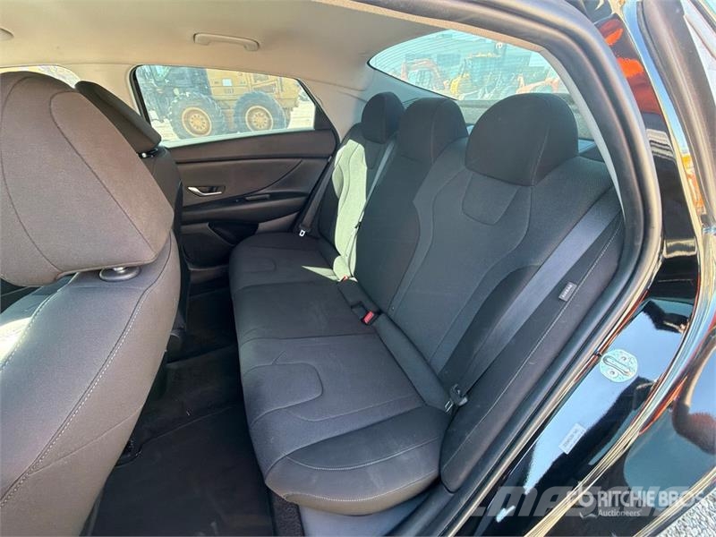 Hyundai Elantra Automobile Coches
