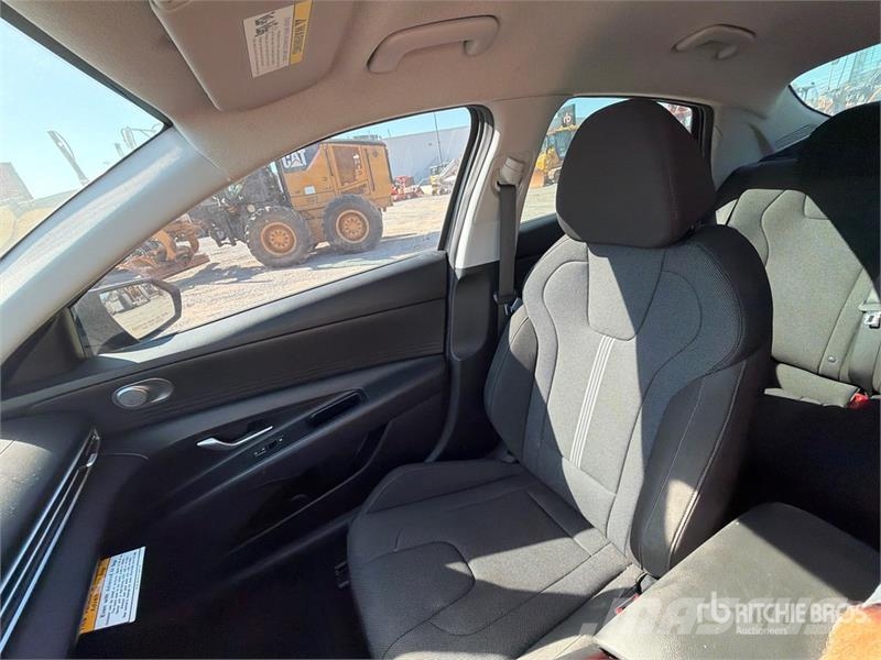 Hyundai Elantra Automobile Coches