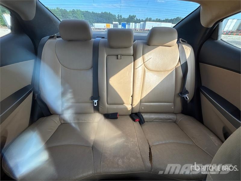 Hyundai Elantra Automobile Sõiduautod