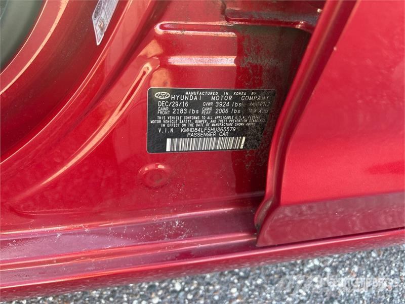 Hyundai Elantra Automobile PKWs