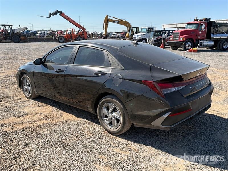 Hyundai Elantra Automobile Coches