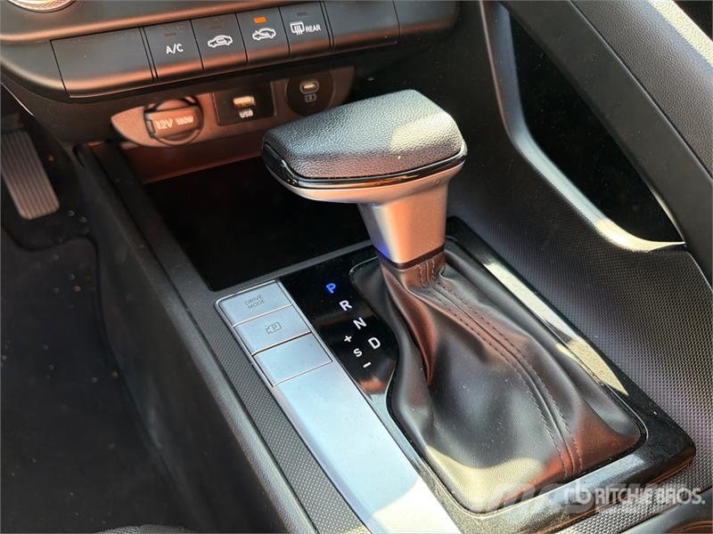 Hyundai Elantra Automobile Coches