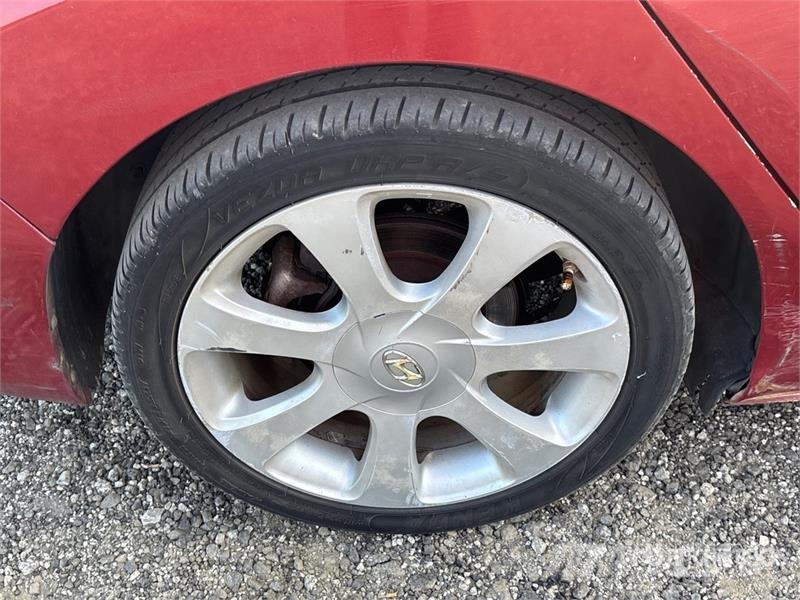 Hyundai Elantra Automobile Sõiduautod