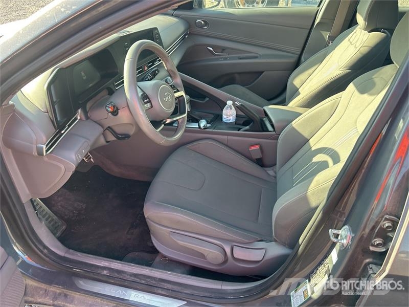 Hyundai Elantra SEL Sport Automobile PKWs