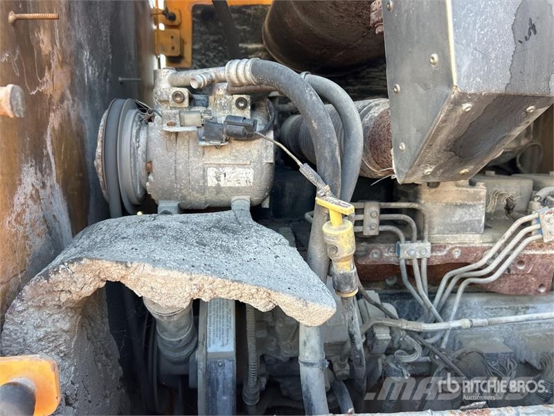 Hyundai HL740TM-7 Wheel Loader Gumikerekes homlokrakodók