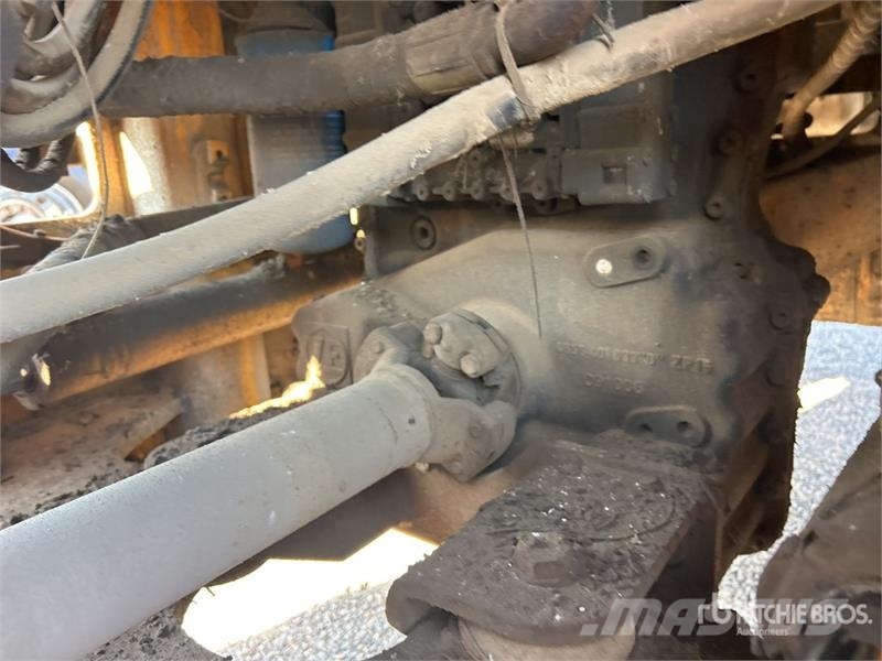 Hyundai HL740TM-7 Wheel Loader Gumikerekes homlokrakodók