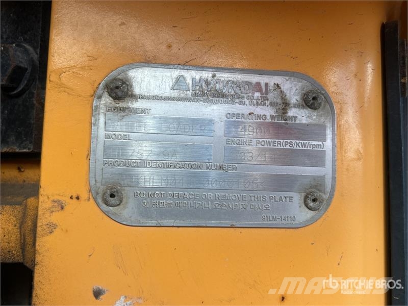 Hyundai HL757-9A Iekrāvēji uz riteņiem