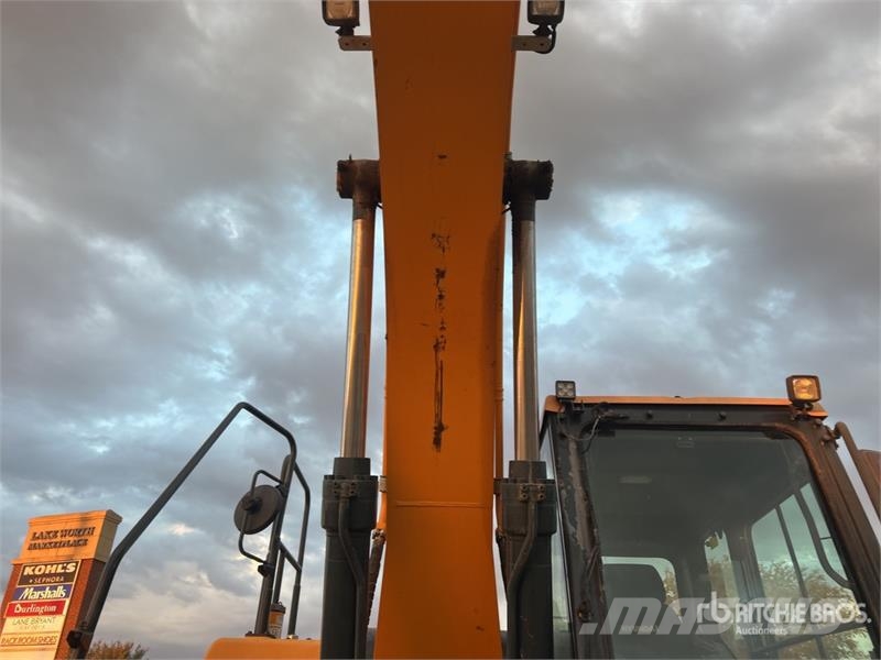 Hyundai HX160 L Tracked Excavator Escavadoras de rastos